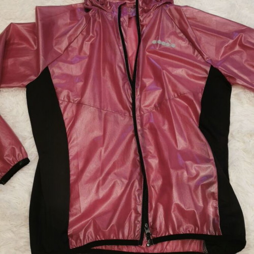 Diadora windbreaker jacket size S pink like new