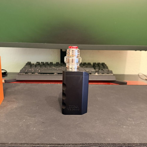 Steam Crave Titan V2 Mod and GeekVape Zeus Atomizer set new