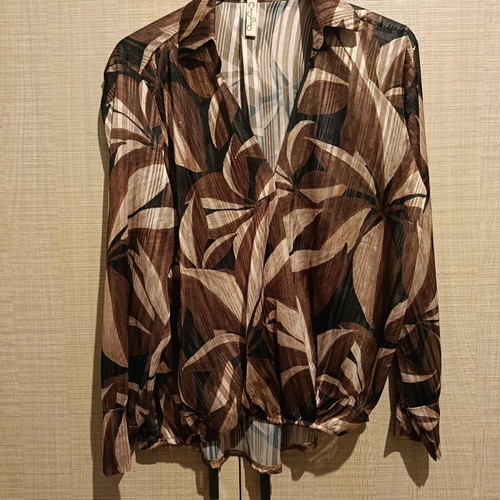 Airy asymmetrical women's shirt like new, black and brown