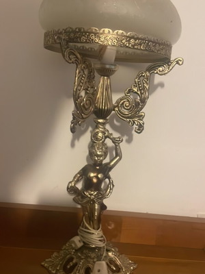 Collectible indoor lamp with intense glow like new