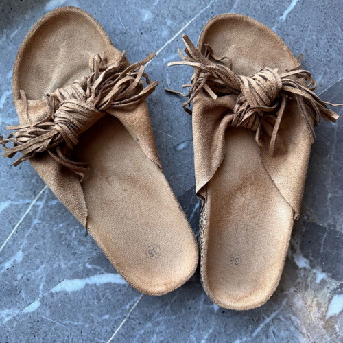 Fringed brown slippers size 38 like new
