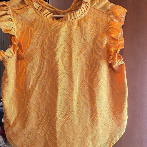 Shein summer blouse like new, orange with distinctive sleeves size M