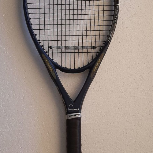 HEAD Intelligence i X11 tennis racket used with case