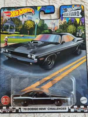 '70 Dodge Hemi Challenger Hot Wheels Boulevard Premium