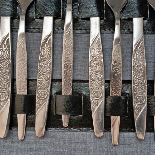 Vintage Russian cutlery set in case, new
