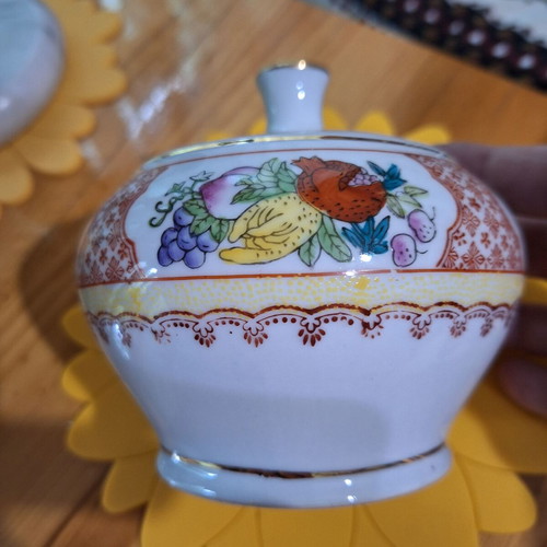 Porcelain sugar bowl like new with painted fruits