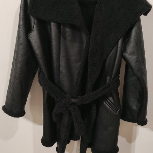 Mouton-style women's coat like new Leben Fashion