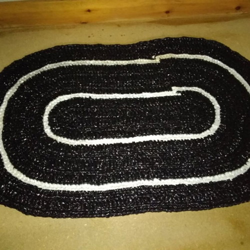 Handmade plastic rugs like new