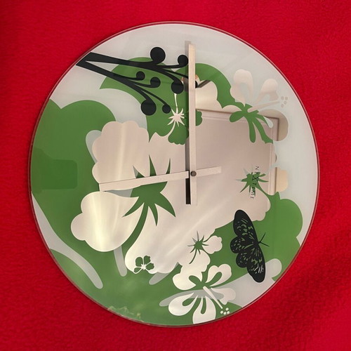 Nextime wall clock like new, 43 cm diameter