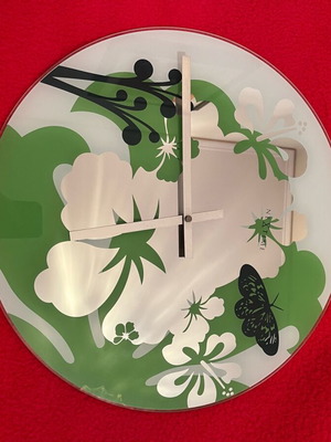 Nextime wall clock like new, 43 cm diameter