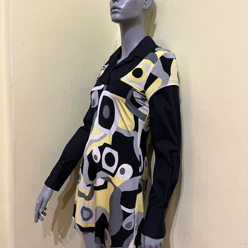 Grama mini colorful dress L like new with collar and shirt sleeves