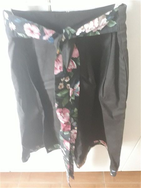  KARAVAN vintage winter skirt from the first collection s with floral belt/ fousta chimoniatiki me floral leptomeries ke zoni
