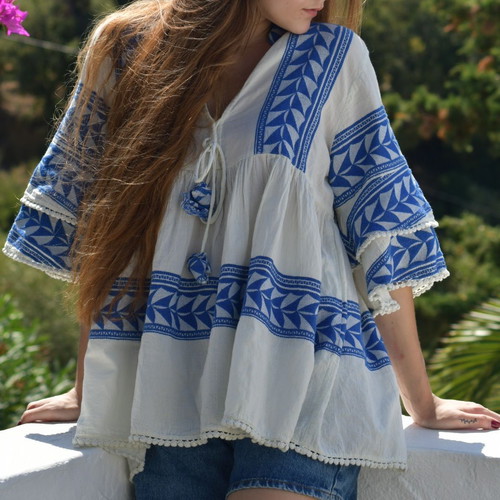 Pearl and Caviar cotton blouse like new, S/M, white and blue