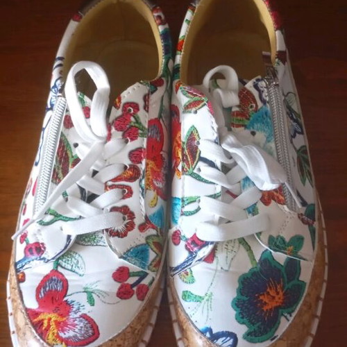 Women's floral shoes with laces and zipper like new, size 41, multicolor