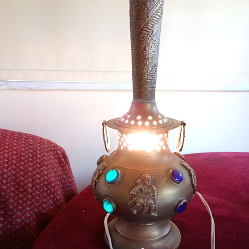 Brass table lamp used, height 40 cm