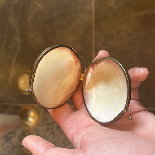 Vintage decorative set of 3 pieces with natural stone and gold metal details
