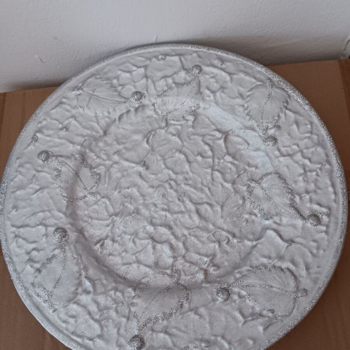 Christmas plates like new, set of 2 pieces