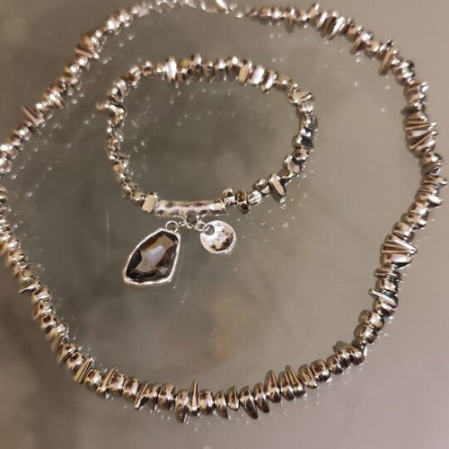 Silver necklace and bracelet set with black stone new