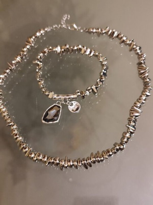 Silver necklace and bracelet set with black stone new