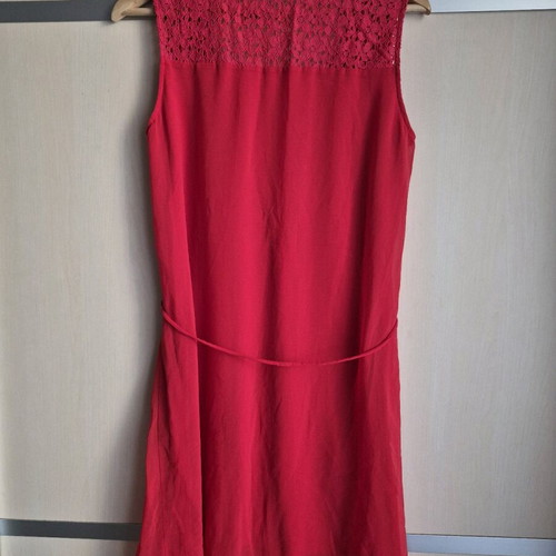 Naf Naf red dress with lace like new, size 38