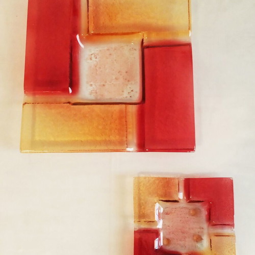 Set of red handmade ashtrays large and small made of blown glass like new