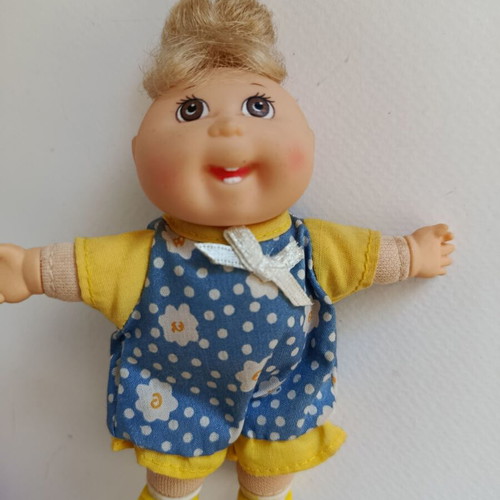 Cabbage Patch Kids Mini Cabbage Patch Kid like new