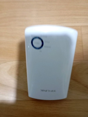 Tplink repeater used in good condition