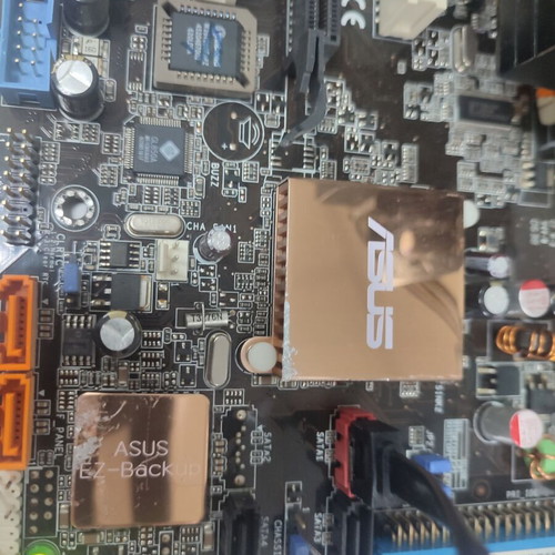 Asus P5W-DH Deluxe PC used with Intel Core 2 Duo E6600 and Windows 7