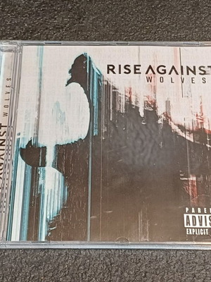 Rise Against Wolves CD album 2017 punk like new