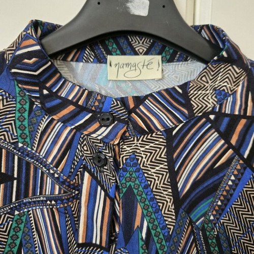 Namaste shirt thin cropped like new, one size multicolor