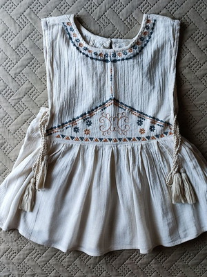 Boho T-shirt with embroidery