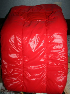 Children's red waterproof thermal sleeping bag 90 cm like new