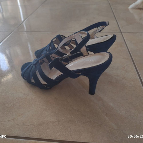 Envie Shoes women's sandals like new, dark blue suede, size 39