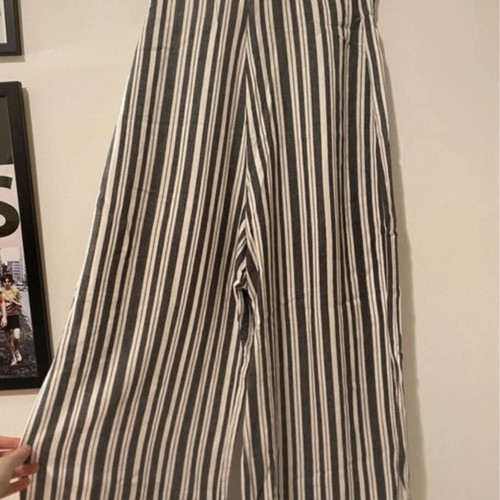 Pull & Bear high-waisted striped culottes, black and white