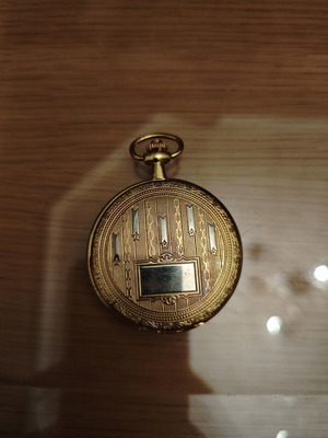 Bargello gold pocket watch with quartz mechanism like new