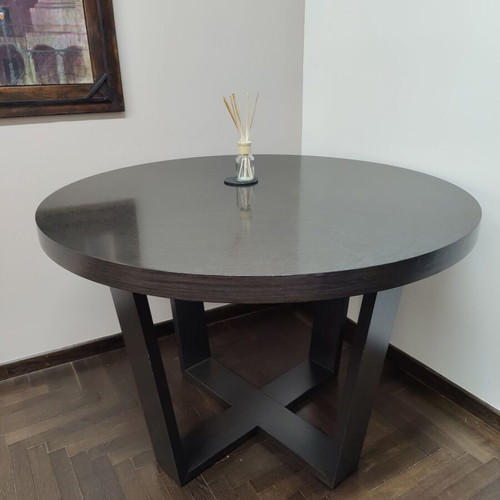Round table used dark brown