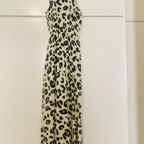 Animal Print Dress Trendyol size Small like new, black and beige