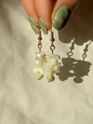 Handmade boho / coquette earrings with natural shell and glass beads