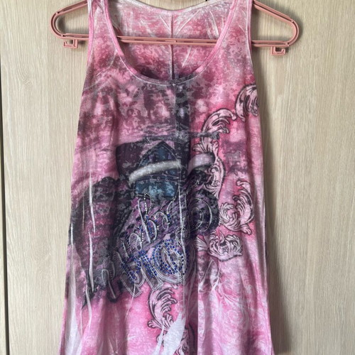 Summer T-shirt size M like new, purple