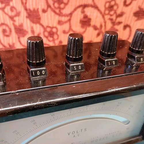 Analog voltmeter up to 500 Volt Made Japan like new