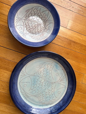 Set of small and large platters new, high quality