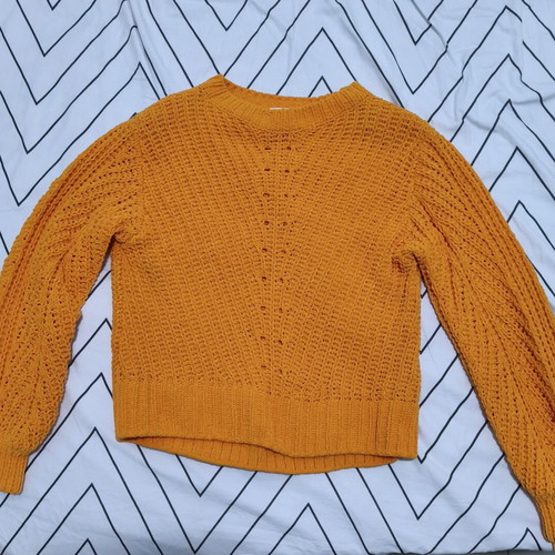 H&M women's sweater like new, orange, XS