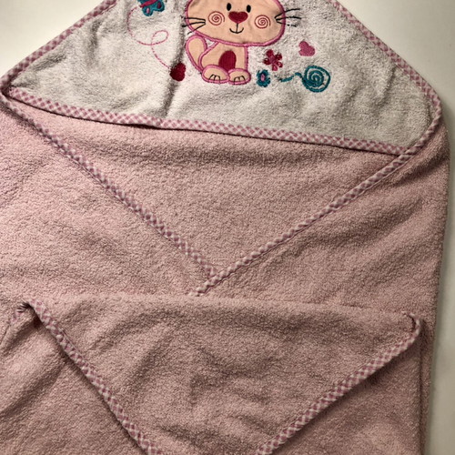 Baby bath towel with hood and cat embroidery like new, 0-6+ months