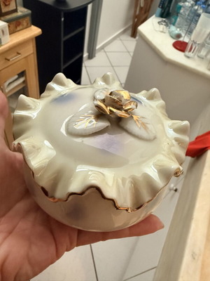 Vintage Porcelain Jewelry Box Lusterware used