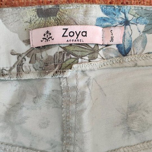 Zoya women's summer pants like new, multicolor, size S
