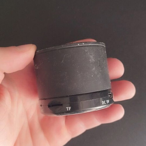 Wireless portable Bluetooth speaker like new