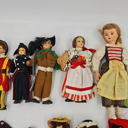 European collectible dolls used, very good condition