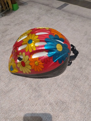 Children's helmet slightly used