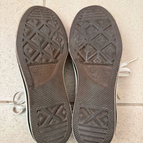 Converse All Star low top sneakers like new, black gray