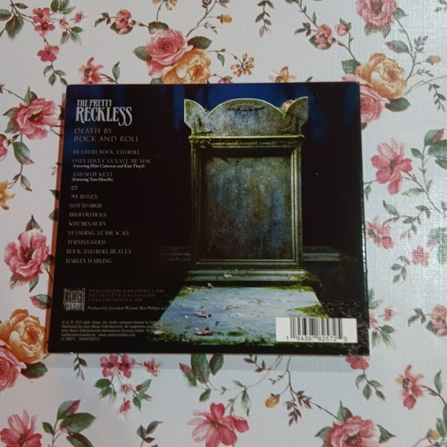The Pretty Reckless Death By Rock N Roll CD like new, metal